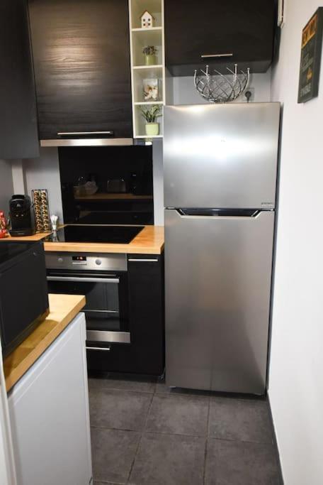 Appartement T3 Parking A 5 Minutes A Pied Du Stade Velodrome Marsella Exterior foto