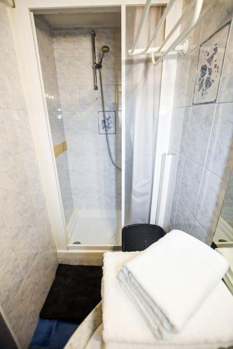 Appartement T3 Parking A 5 Minutes A Pied Du Stade Velodrome Marsella Exterior foto